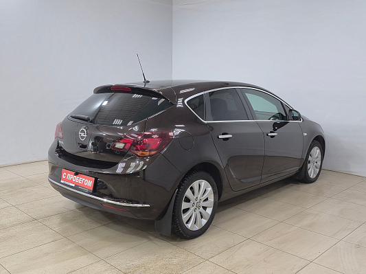Opel Astra Cosmo, 2013 года, пробег 260072 км