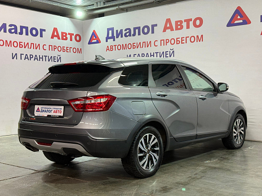 Lada (ВАЗ) Vesta Luxe Multimedia, 2018 года, пробег 115000 км