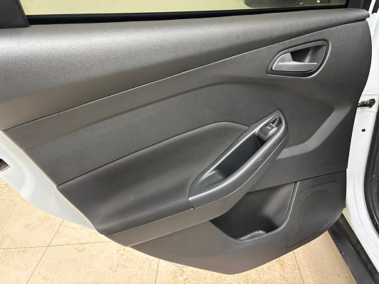 Ford Focus White and Black, 2017 года, пробег 93185 км