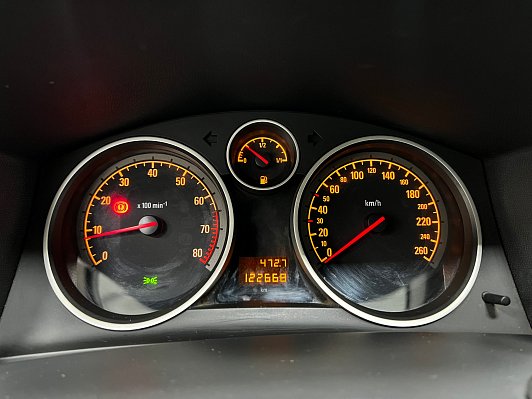 Opel Astra Cosmo, 2011 года, пробег 122000 км