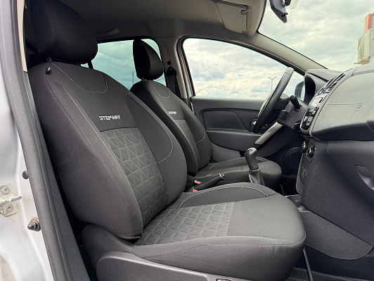 Renault Sandero Privilege, 2017 года, пробег 93000 км