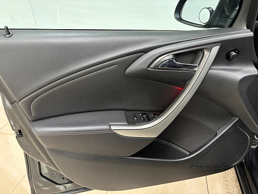 Opel Astra Cosmo, 2011 года, пробег 152947 км