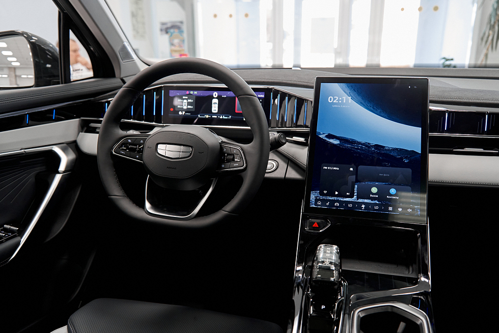 Geely Atlas Флагман, зеленый