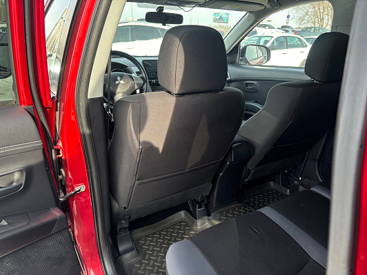 Mitsubishi Outlander Instyle, 2010 года, пробег 159500 км