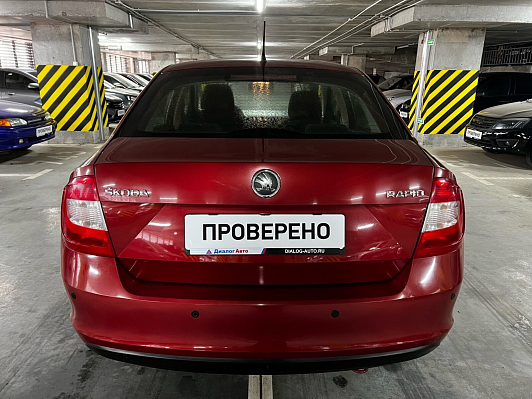 Skoda Rapid, 2014 года, пробег 160000 км