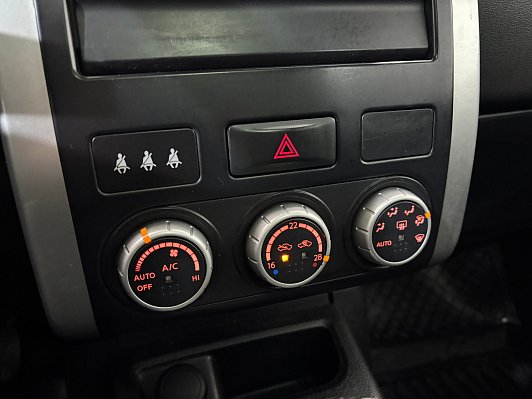 Nissan X-Trail XE, 2011 года, пробег 286707 км
