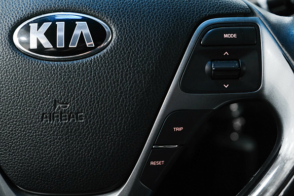 Kia Rio Luxe, 2015 года, пробег 182000 км