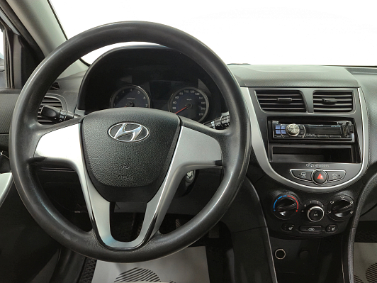 Hyundai Solaris Comfort, 2011 года, пробег 299309 км