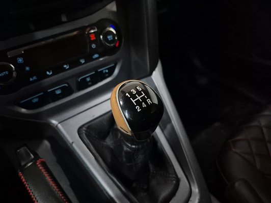 Ford Focus Titanium, 2011 года, пробег 311381 км