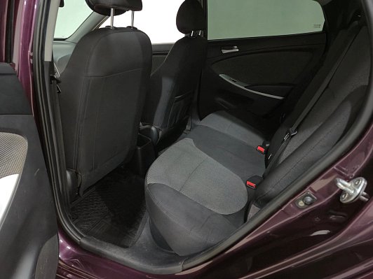 Hyundai Solaris, 2012 года, пробег 262092 км