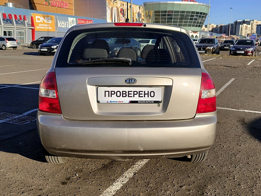 Kia Cerato, 2006 года, пробег 243000 км