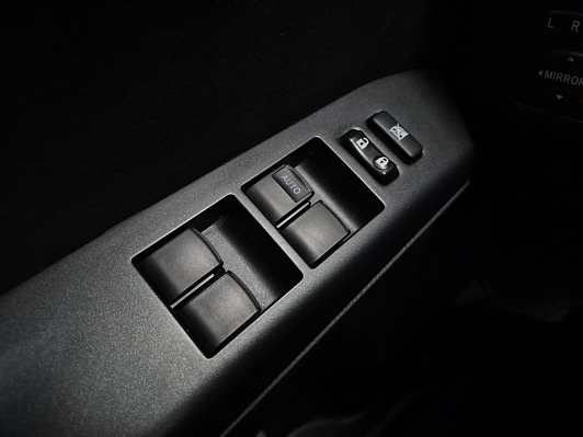 Toyota RAV4, 2017 года, пробег 122842 км