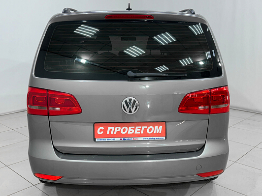 Volkswagen Touran Highline, 2011 года, пробег 191555 км