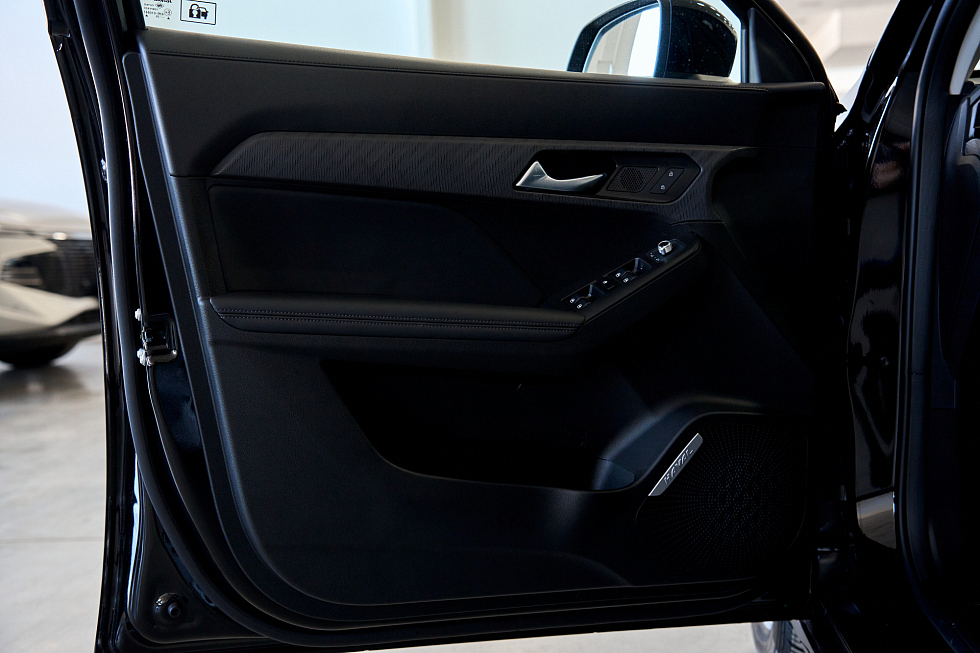 Haval Jolion Оптимум, черный