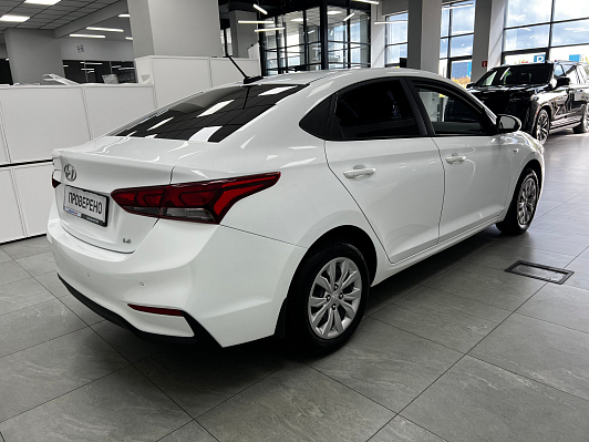Hyundai Solaris Elegance, 2017 года, пробег 130000 км