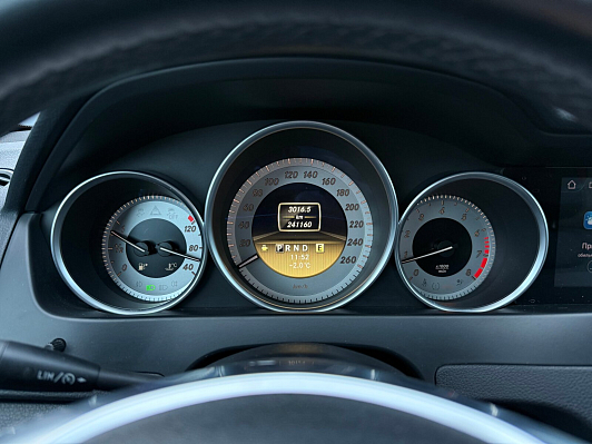 Mercedes-Benz C-Класс, 2012 года, пробег 241159 км