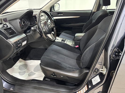 Subaru Outback, 2010 года, пробег 216412 км