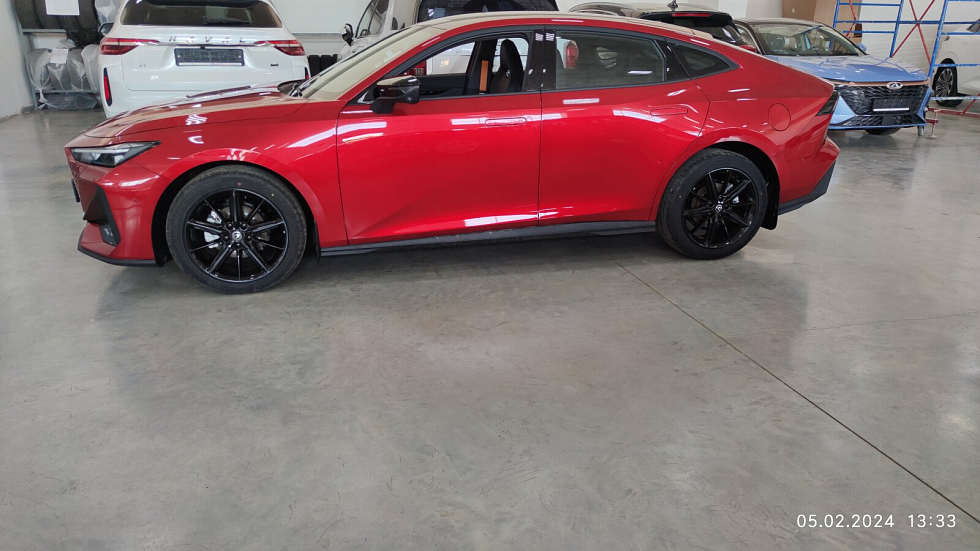 Changan UNI-V Tech, красный