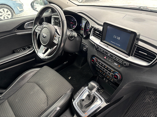 Kia Ceed Premium, 2019 года, пробег 63760 км