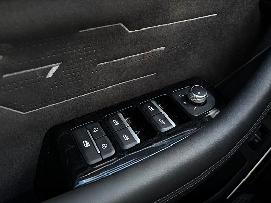 Geely Monjaro Flagship (2023-2025), 2024 года, пробег 55000 км