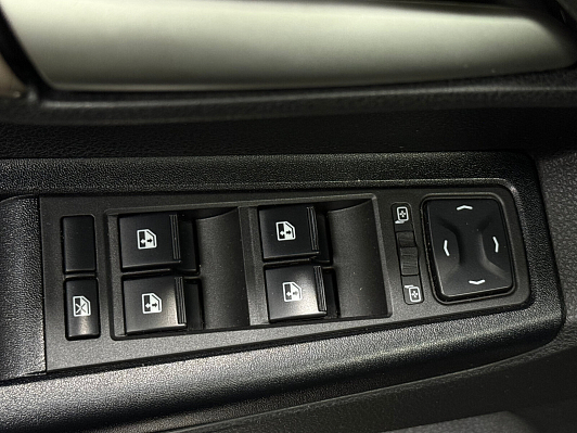 Lada (ВАЗ) Vesta Luxe, 2019 года, пробег 92500 км