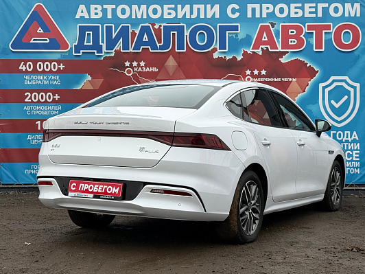 BYD Qin, 2022 года, пробег 135 км