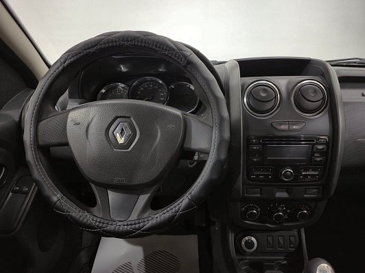 Renault Duster Life, 2016 года, пробег 211240 км