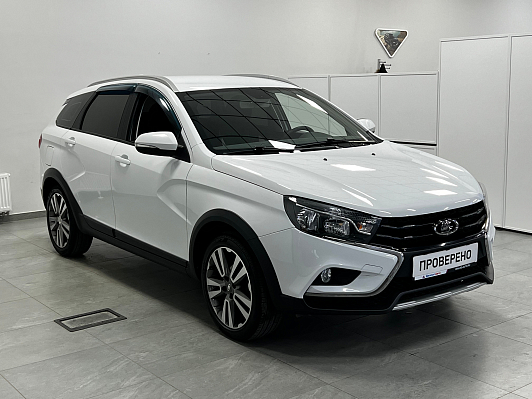 Lada (ВАЗ) Vesta Luxe, 2020 года, пробег 34500 км