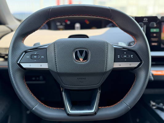 Changan UNI-V Люкс, 2023 года, пробег 39396 км