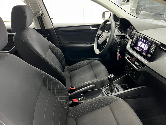 Skoda Rapid Active, 2021 года, пробег 77010 км