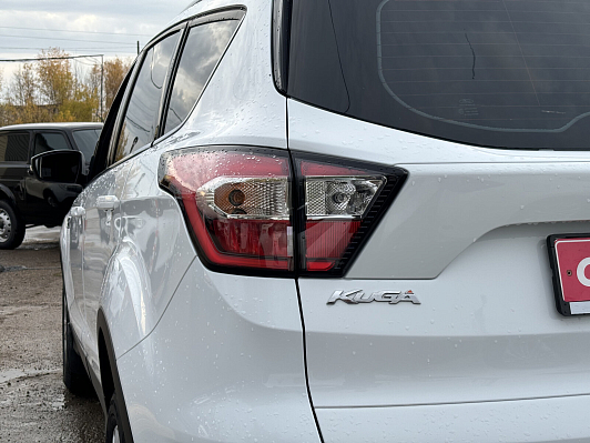 Ford Kuga, 2017 года, пробег 180252 км