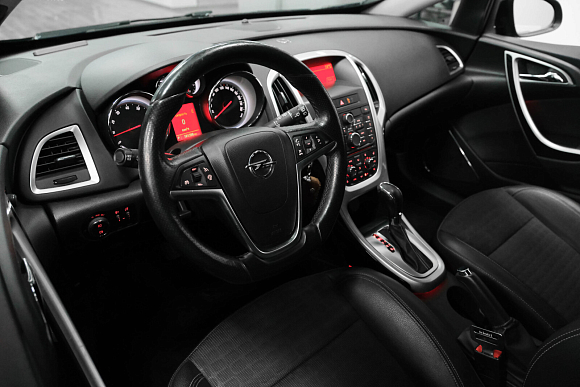 Opel Astra Sport, 2013 года, пробег 184000 км