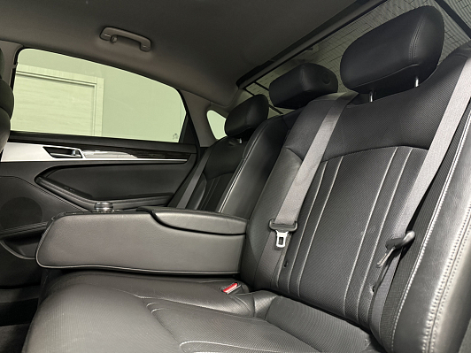 Hyundai Genesis Advance, 2016 года, пробег 114600 км