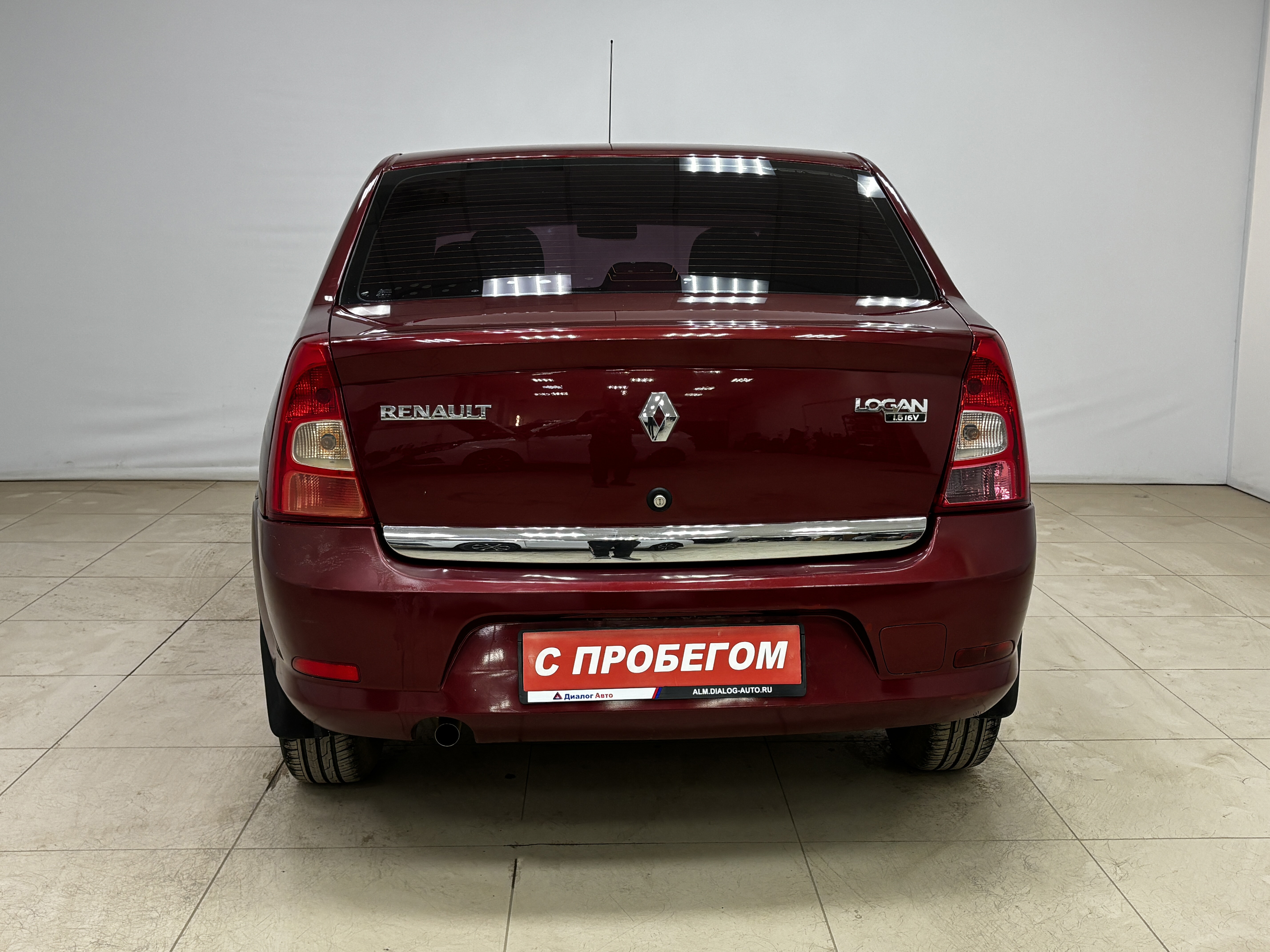 Renault Logan Prestige, 2012 года, пробег 195488 км