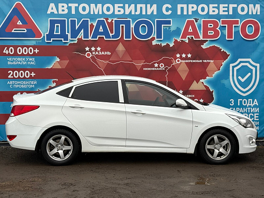 Hyundai Solaris, 2016 года, пробег 290000 км