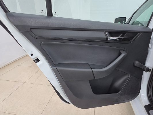 Skoda Rapid Hockey Edition Active, 2019 года, пробег 99709 км