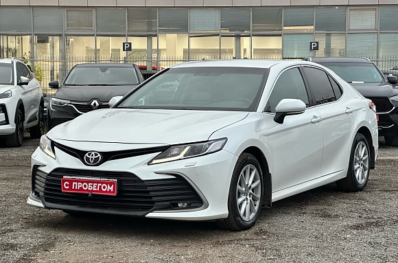 Toyota Camry Элеганс, 2021 года, пробег 58800 км