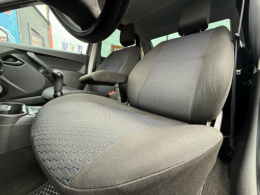 Lada (ВАЗ) Granta Comfort Multimedia Glonass 21901-51-27G, 2015 года, пробег 138184 км