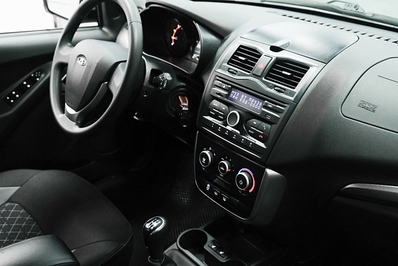 Lada (ВАЗ) Granta Luxe Prestige, 2022 года, пробег 23900 км