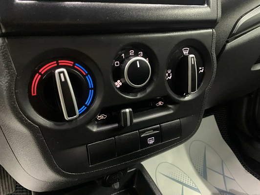 Lada (ВАЗ) Granta Classic, 2019 года, пробег 106037 км