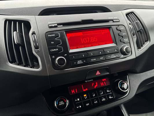 Kia Sportage Luxe, 2011 года, пробег 221252 км