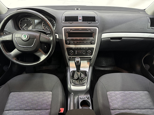 Skoda Octavia Elegance, 2013 года, пробег 140000 км