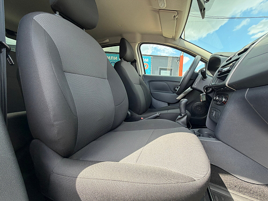 Renault Sandero Confort, 2017 года, пробег 34800 км