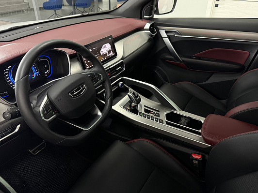Geely Coolray Flagship, 2021 года, пробег 31000 км