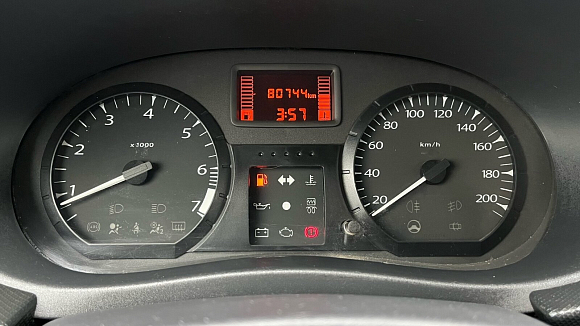 Lada (ВАЗ) Largus Luxe (7 мест), 2018 года, пробег 80750 км