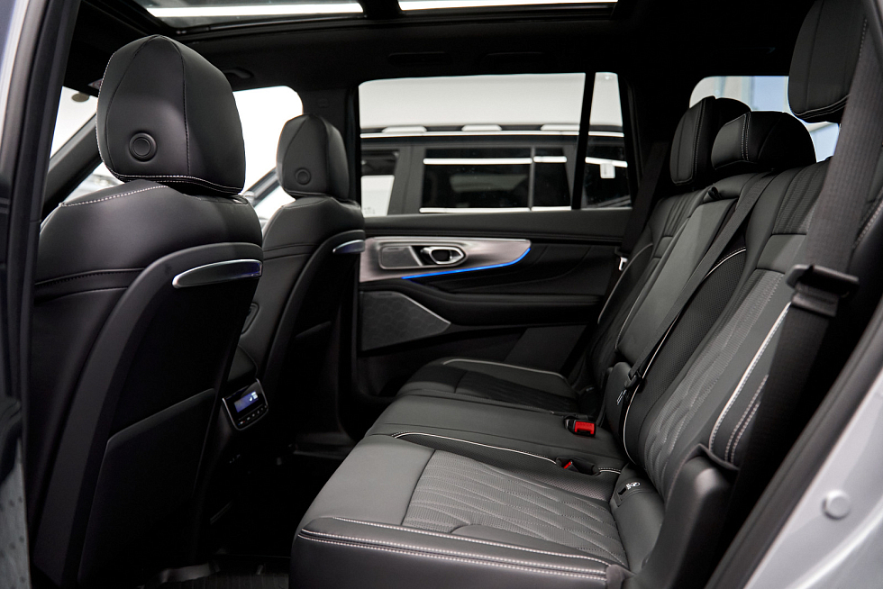 GAC GS8 GX Premium, серебряный