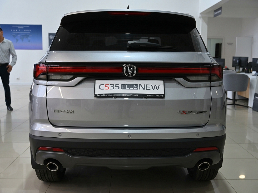 Changan CS35 Plus Техно, серебряный