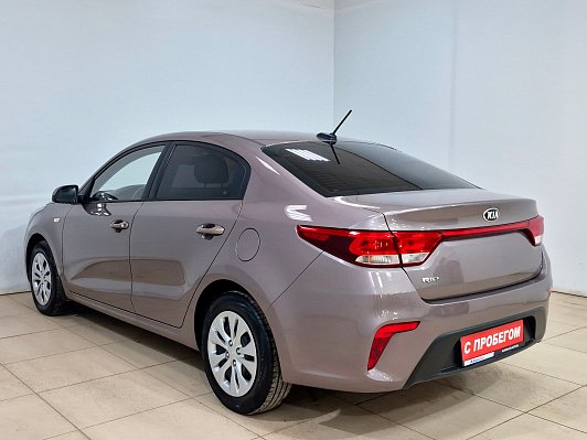 Kia Rio Luxe, 2019 года, пробег 102015 км