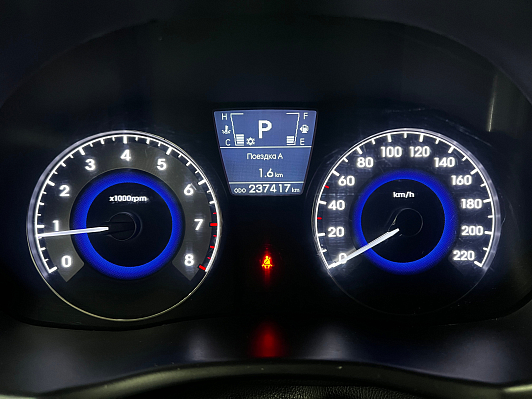 Hyundai Solaris Family, 2012 года, пробег 237415 км