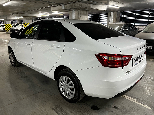 Lada (ВАЗ) Vesta Luxe (2015-2016), 2019 года, пробег 74000 км